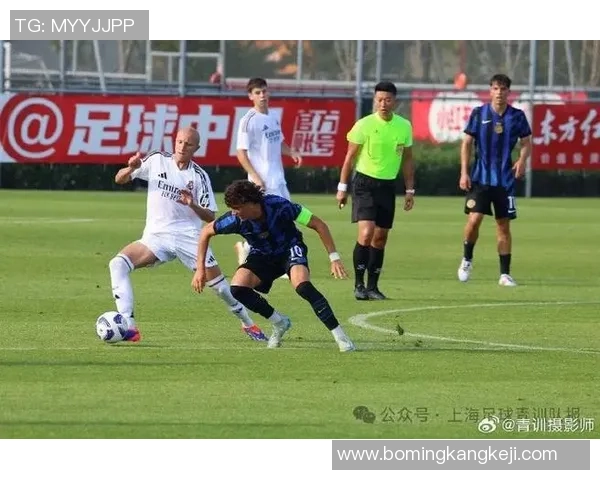 上海足球队在锦标赛中的战术分析与表现评估